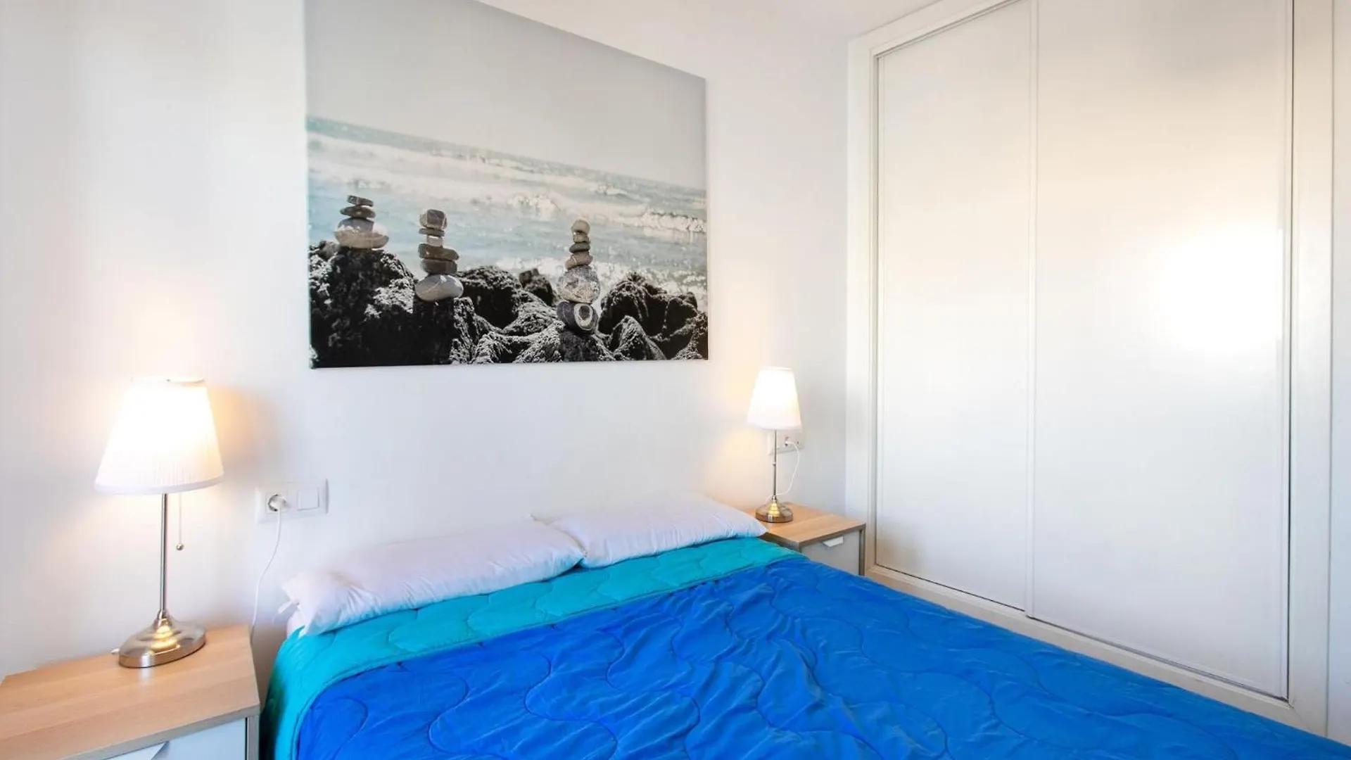 Apartment Sunny Apartment By Interhome Rincón de la Victoria
